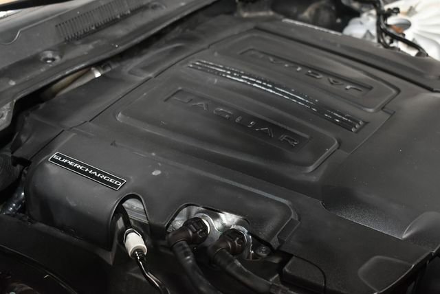 Used 2017 Jaguar XE Premium AWD/4WD image 34