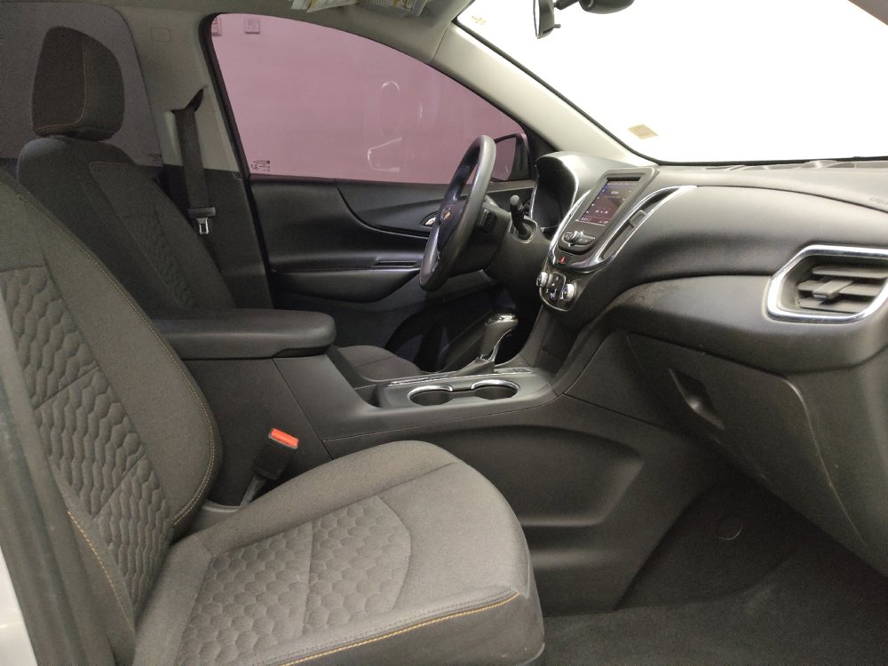 Used 2021 Chevrolet Equinox LT image 21