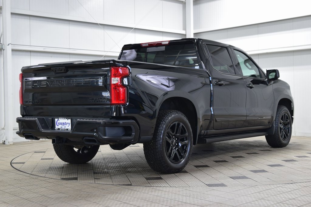 Used 2025 Chevrolet Silverado 1500 High Country w/ Midnight Edition image 8