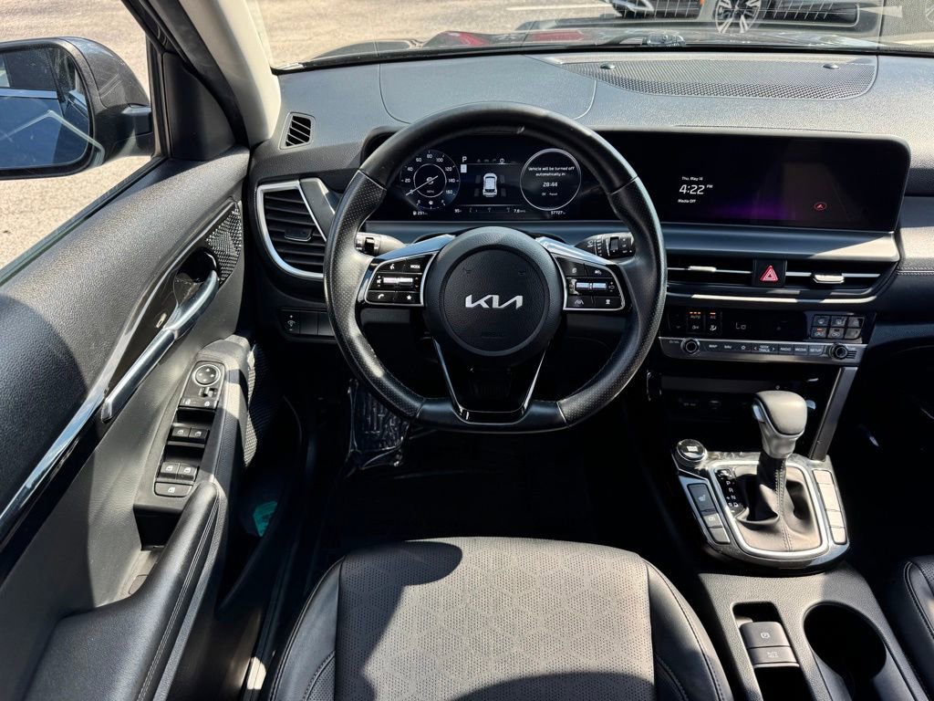 Used 2024 Kia Seltos SX AWD/4WD image 19