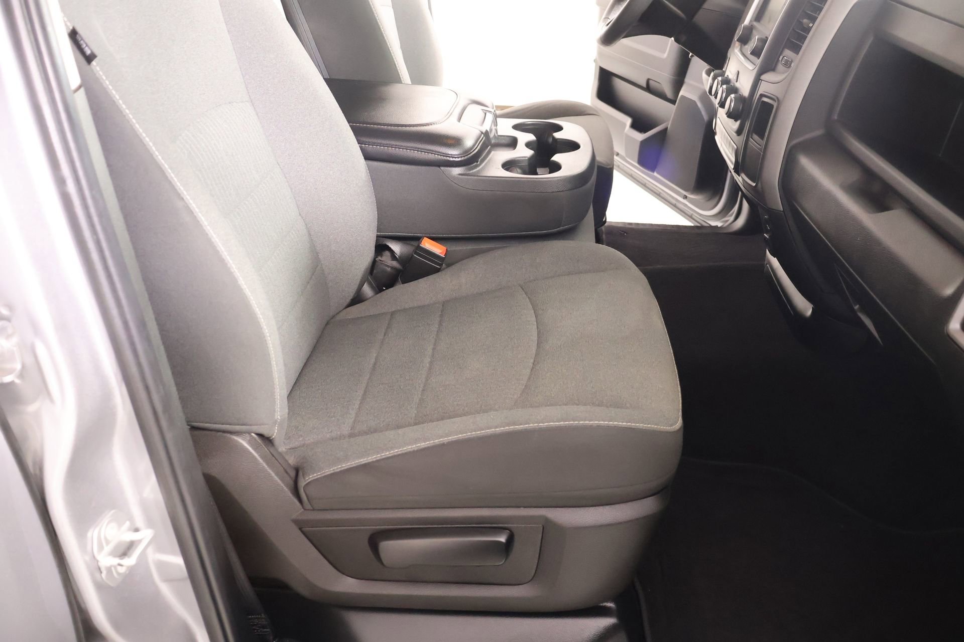 Used 2021 RAM 1500 Tradesman w/ Tradesman SXT Package image 11