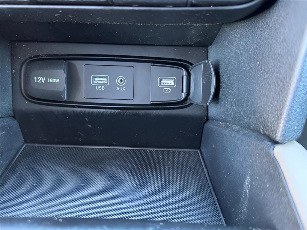 Used 2019 Hyundai Santa Fe Limited image 23