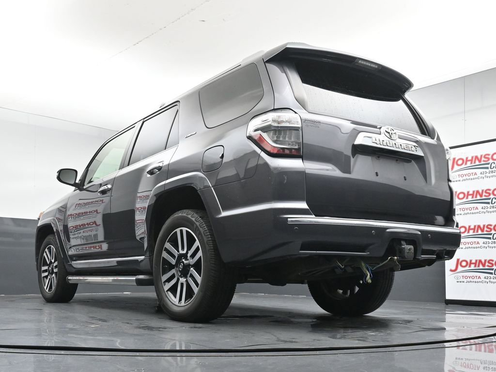 Used 2020 Toyota 4Runner Limited AWD/4WD image 21