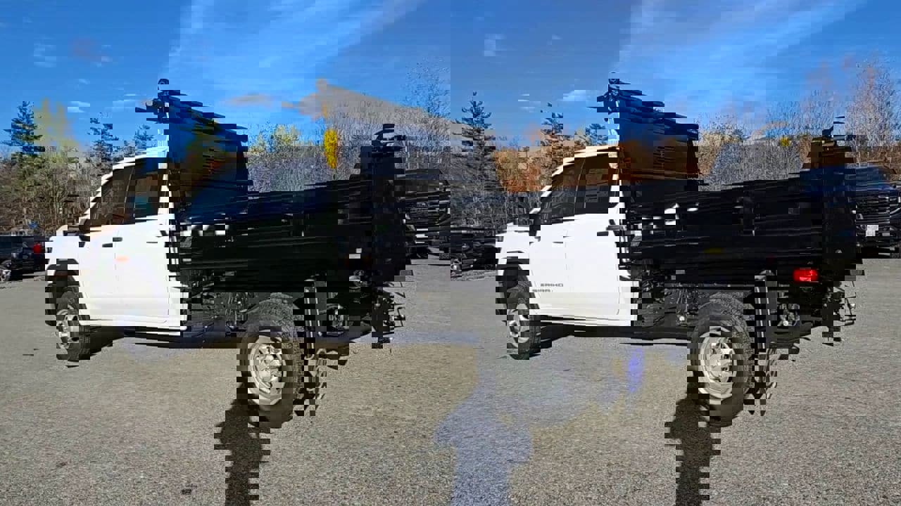 New 2025 GMC Sierra 3500 Pro w/ Convenience Package image 42