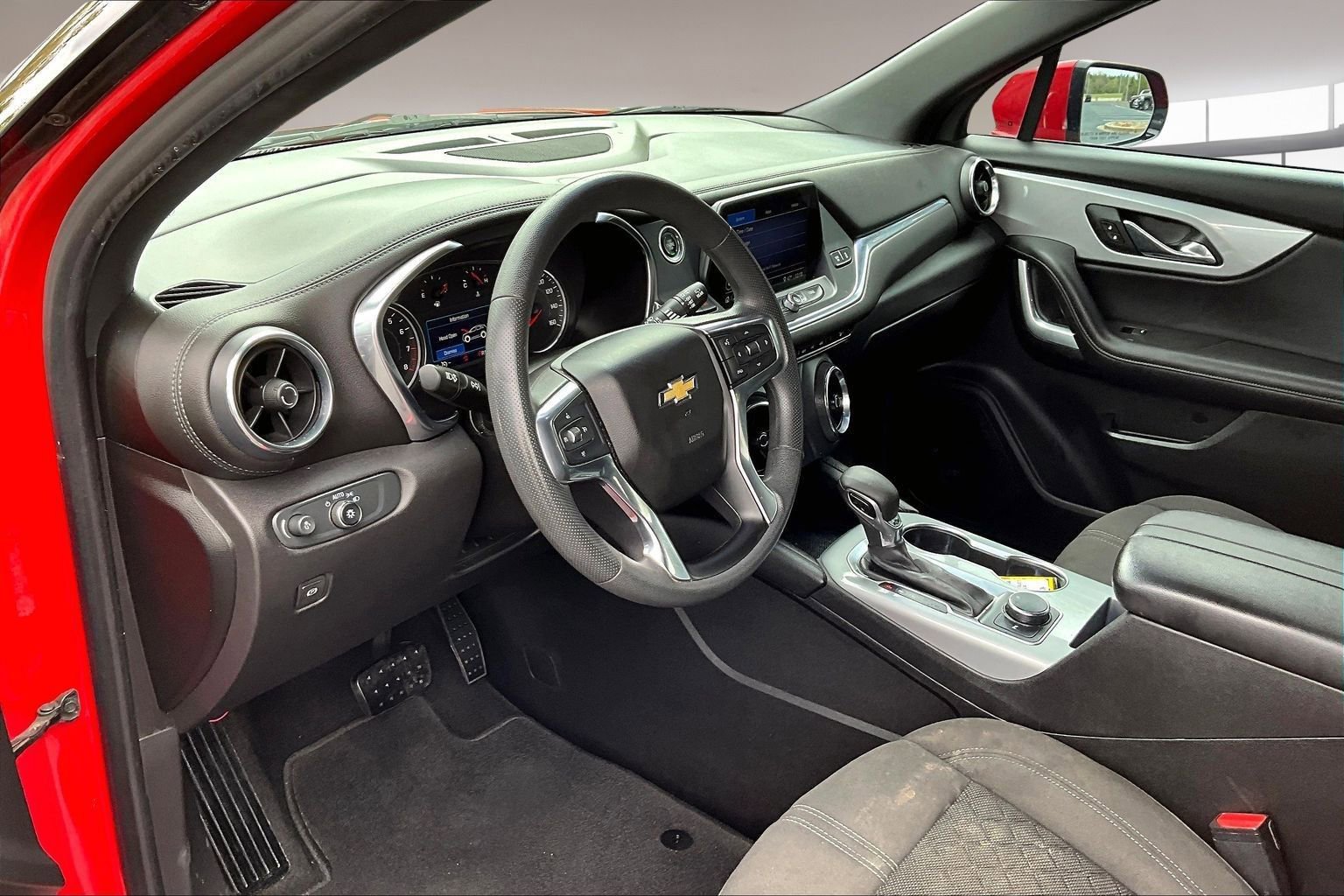 Used 2021 Chevrolet Blazer LT image 17