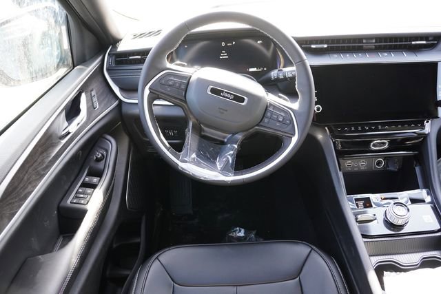 New 2026 Jeep Grand Cherokee L Limited image 14