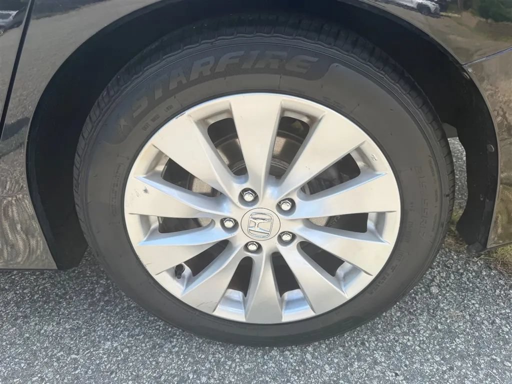 Used 2015 Honda Accord EX-L image 42