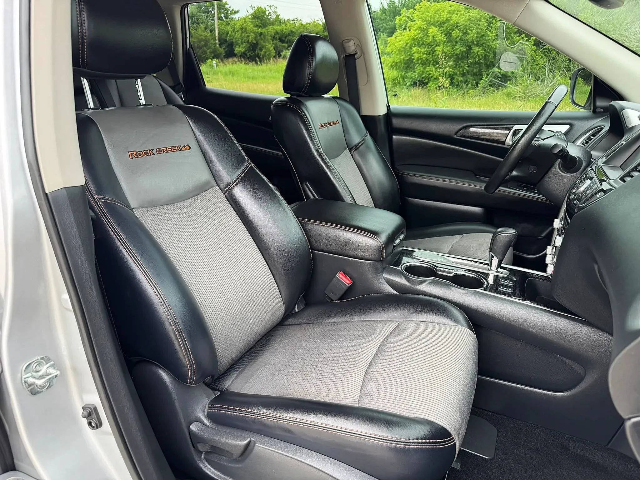 Used 2019 Nissan Pathfinder SV w/ Rock Creek Edition FWD image 20