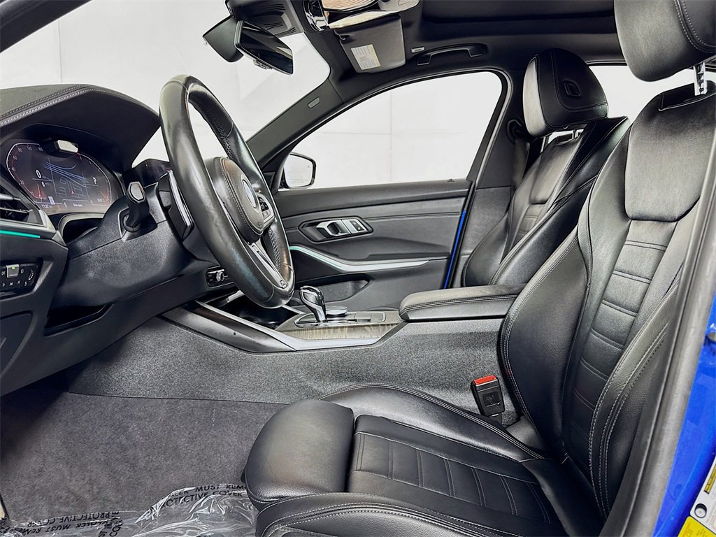 Used 2020 BMW 330i xDrive 330i xDrive w/ M Sport Package image 8