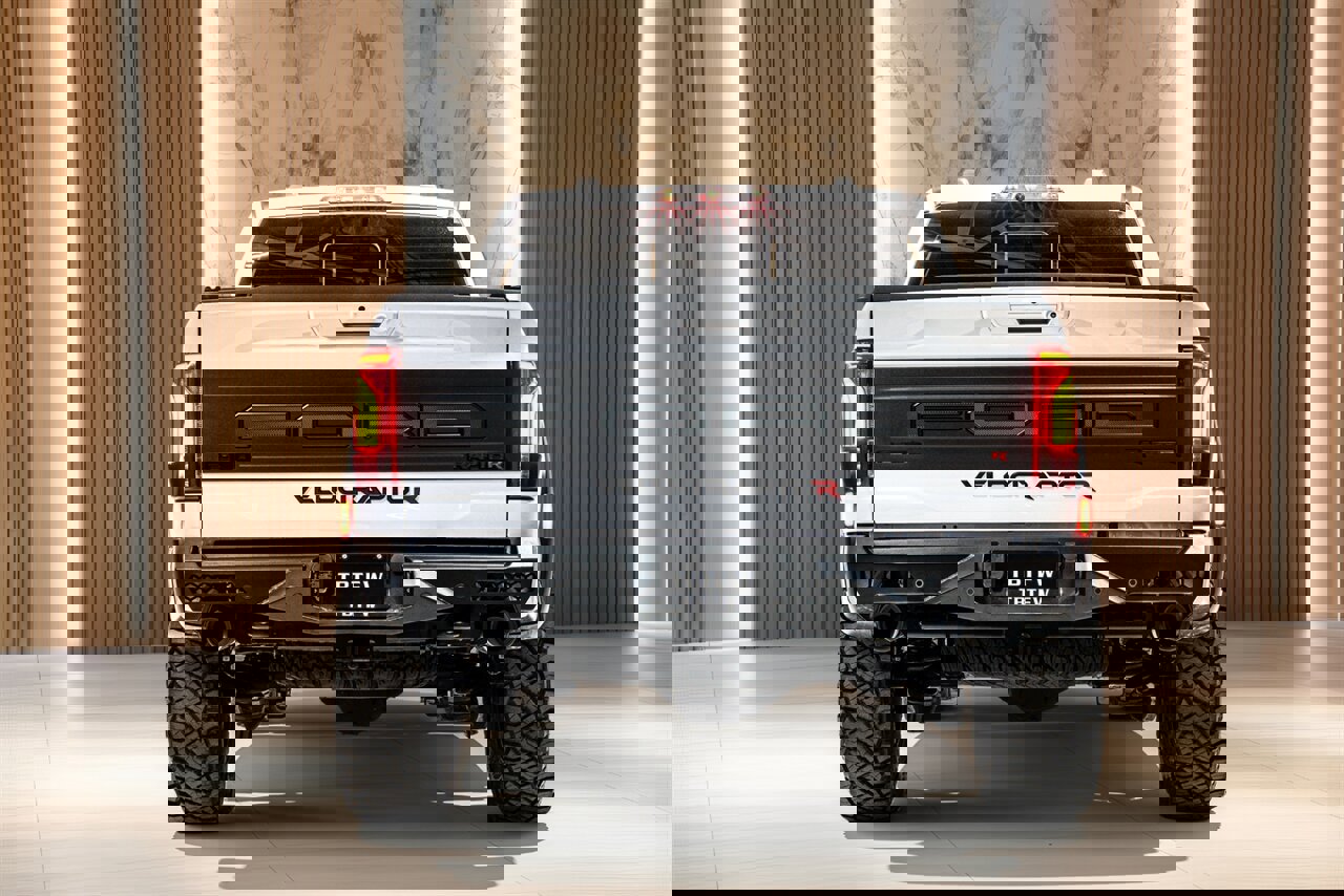 Used 2025 Ford F150 Raptor w/ Equipment Group 803A Raptor R image 5