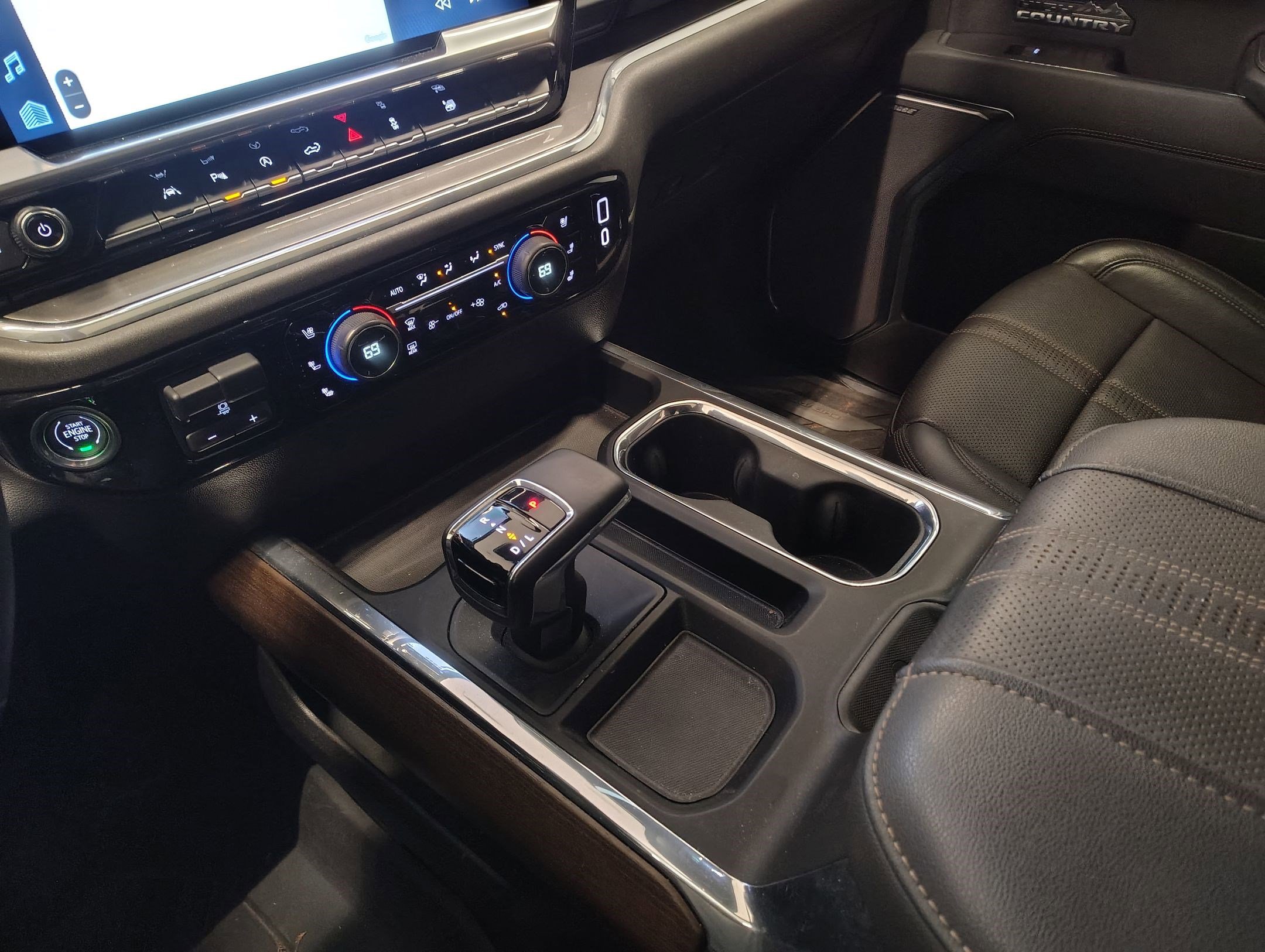 Used 2023 Chevrolet Silverado 1500 High Country w/ High Country Premium Package image 23