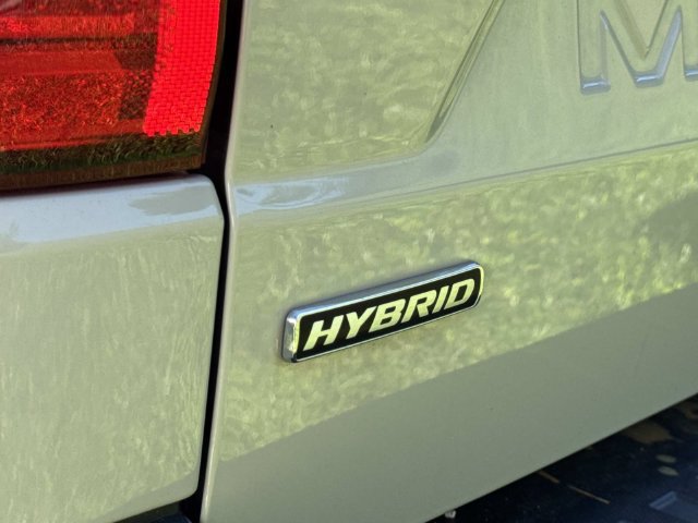 Certified 2024 Ford Maverick XLT w/ XLT Luxury Package FWD image 10