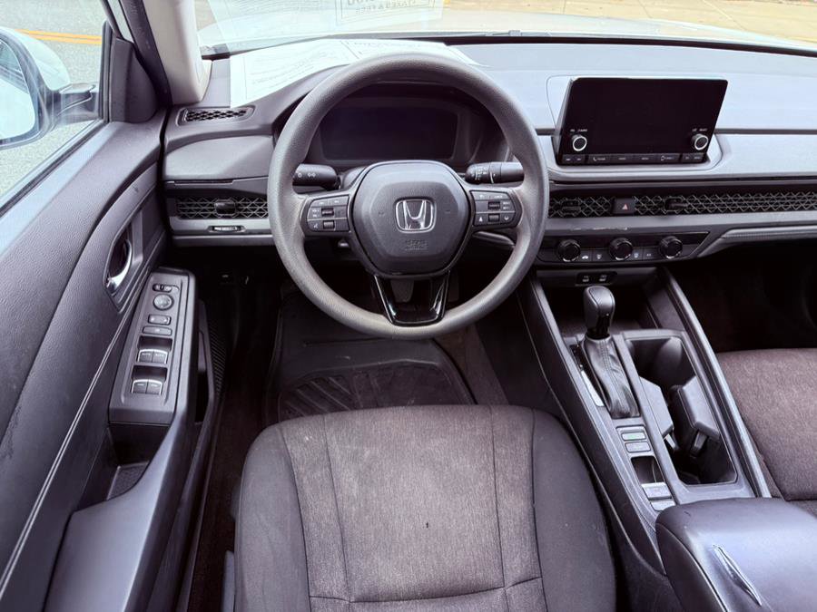 Used 2023 Honda Accord LX image 11