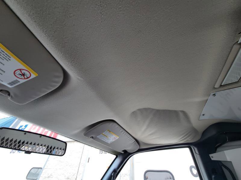 Used 2005 Chevrolet Astro image 30