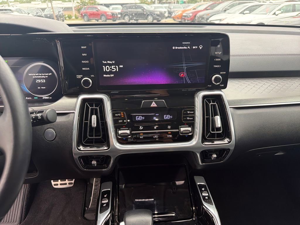 Used 2023 Kia Sorento SX AWD/4WD image 35