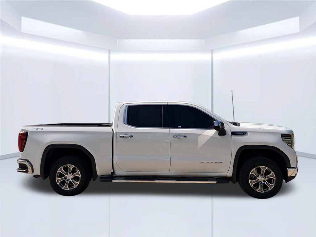 Used 2022 GMC Sierra 1500 SLT w/ Max Trailering Package AWD/4WD image 4