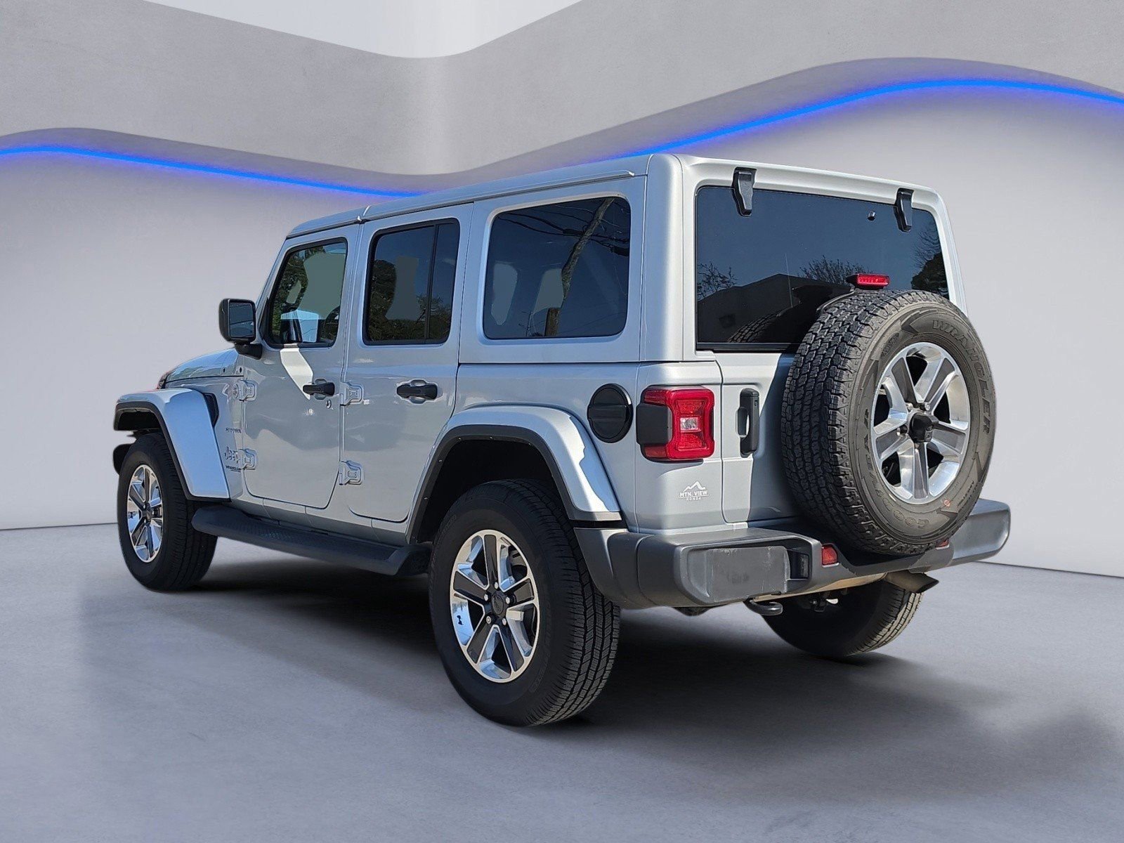 Used 2022 Jeep Wrangler Unlimited Sahara w/ LED Lighting Group image 3