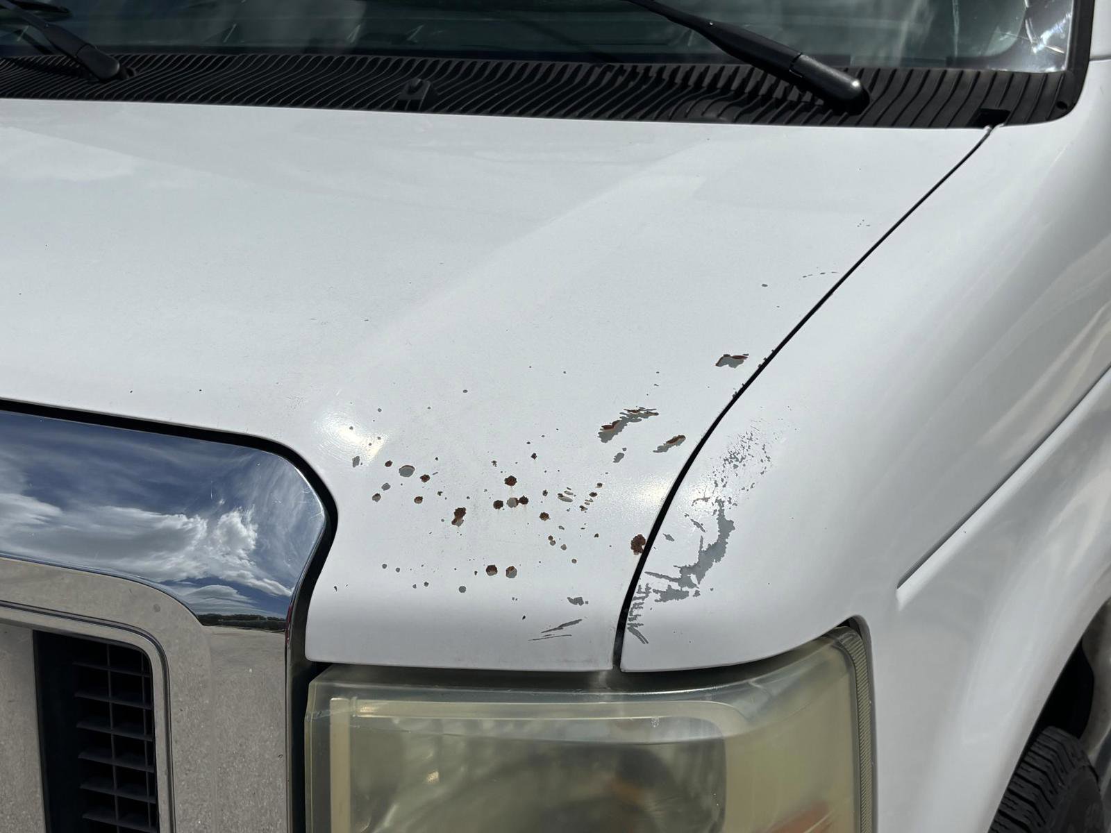 Used 2010 Ford E-350 and Econoline 350 XL image 35