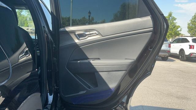 Used 2025 Kia Sportage X-Line image 17