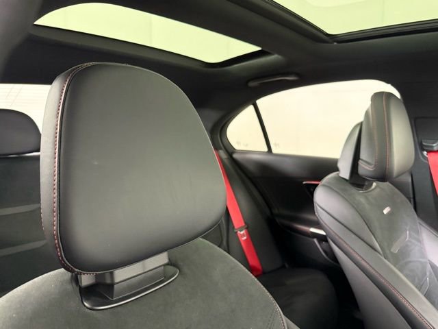 Used 2023 Mercedes-Benz C 43 AMG 4MATIC Sedan image 32