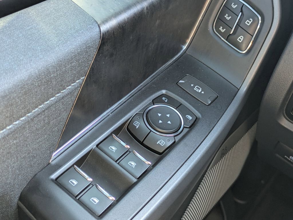 Used 2023 Ford F250 Lariat w/ Lariat Ultimate Package image 27