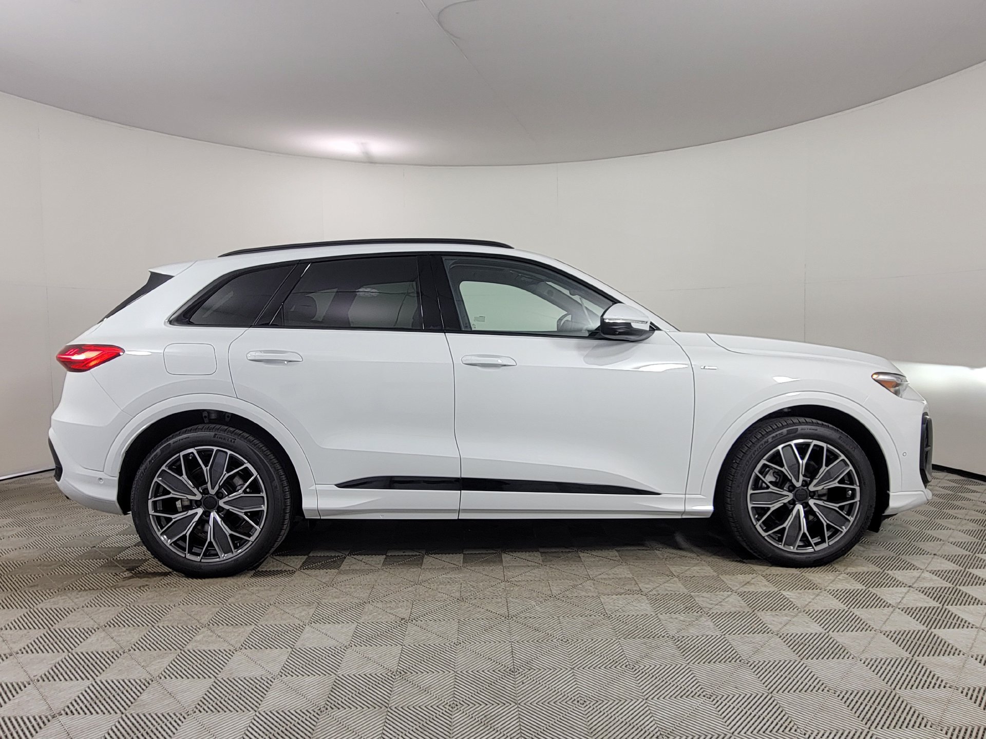 New 2026 Audi Q5 Prestige AWD/4WD image 8