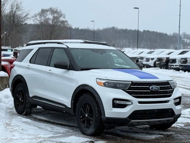 Used 2020 Ford Explorer XLT w/ Equipment Group 202A image 32