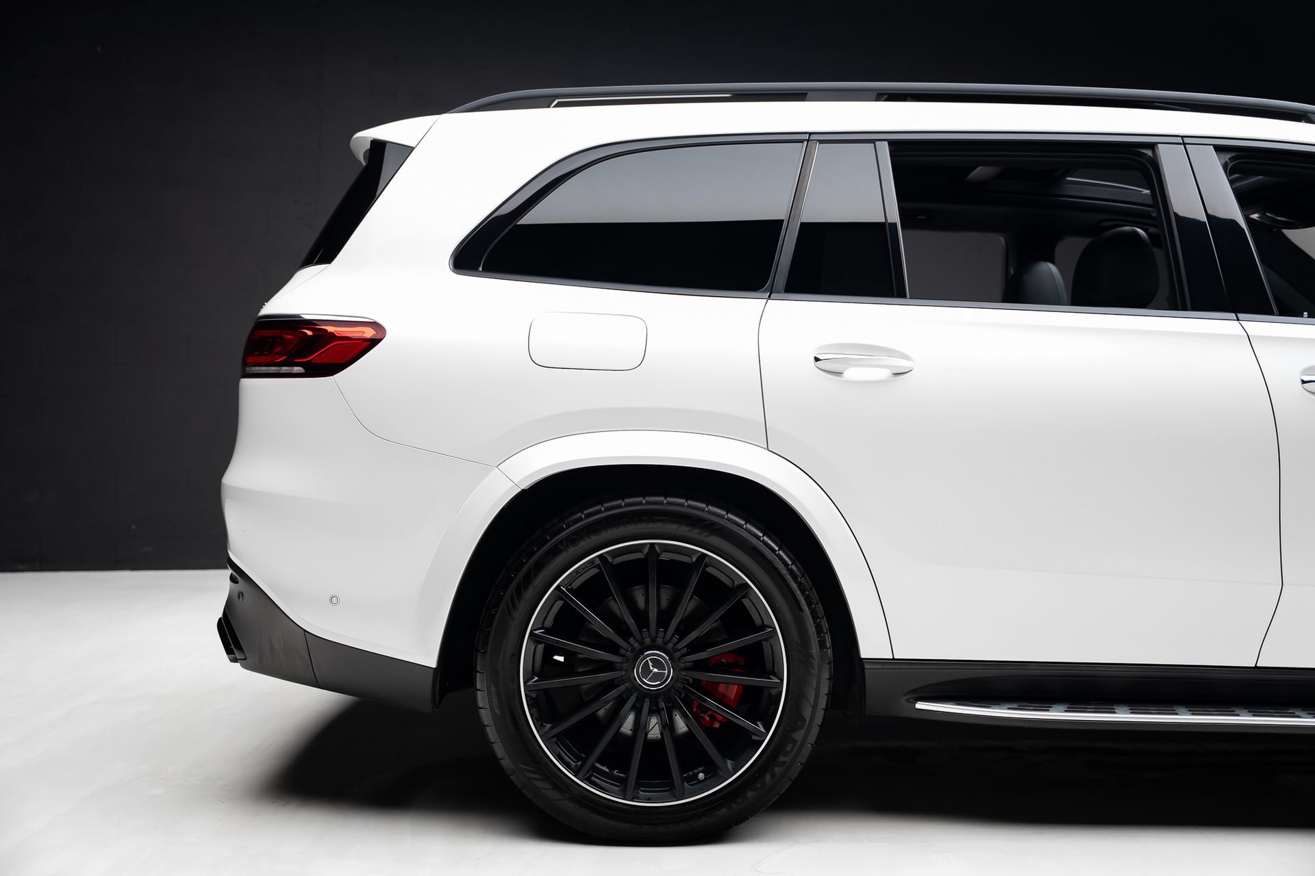 Used 2021 Mercedes-Benz GLS 63 AMG 4MATIC image 40