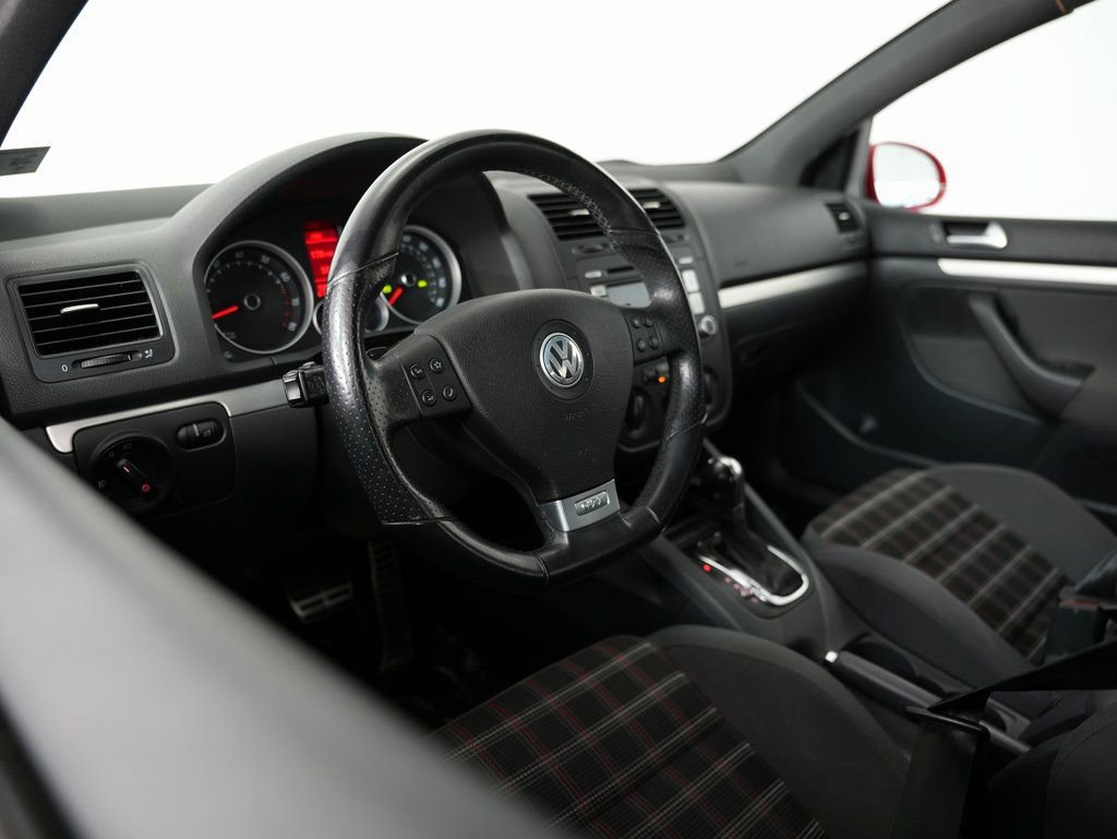 Used 2009 Volkswagen GTI 4-Door image 6