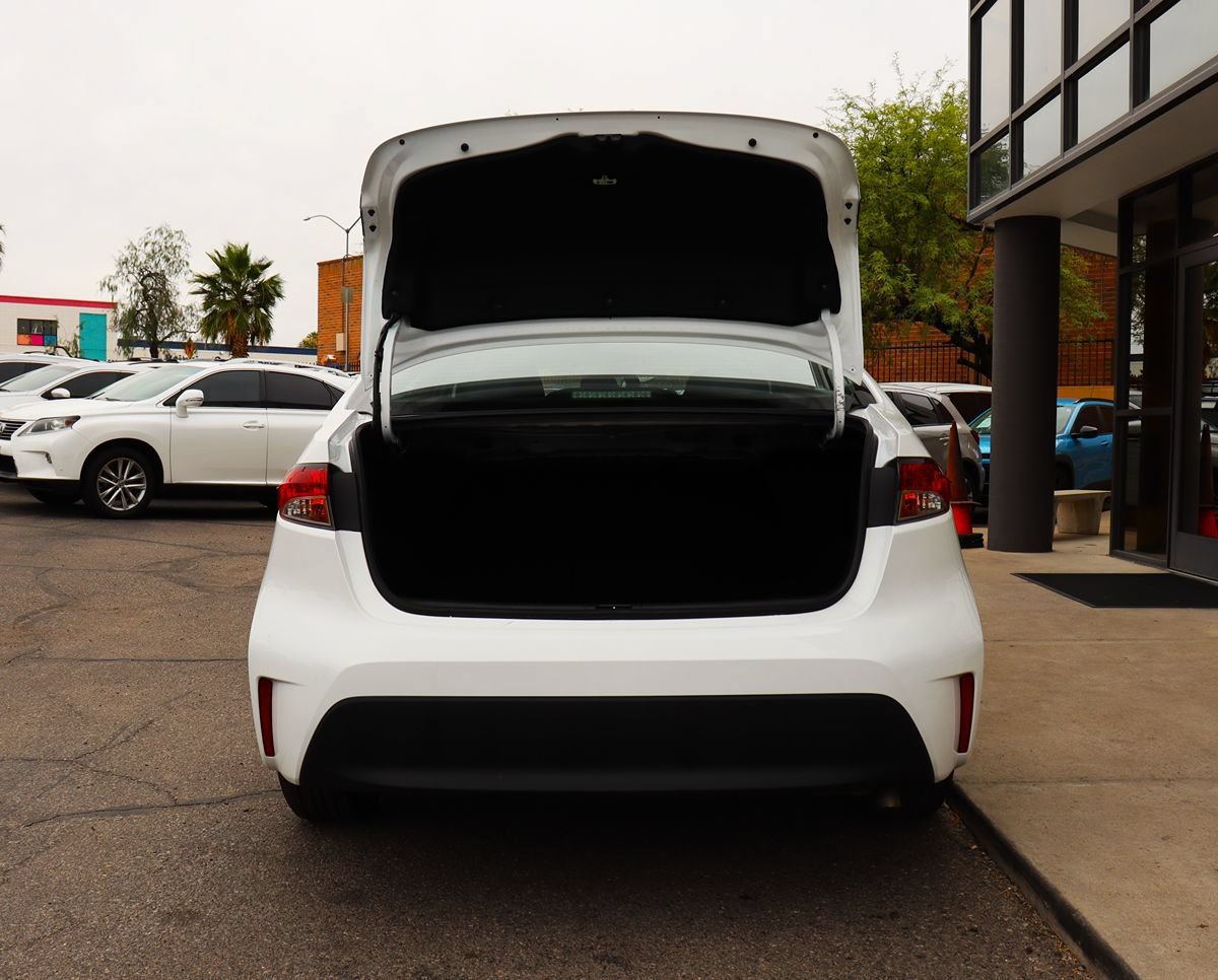 Used 2023 Toyota Corolla LE FWD image 22