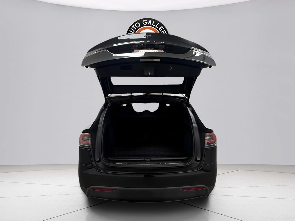 Used 2018 Tesla Model X 100D AWD/4WD image 23