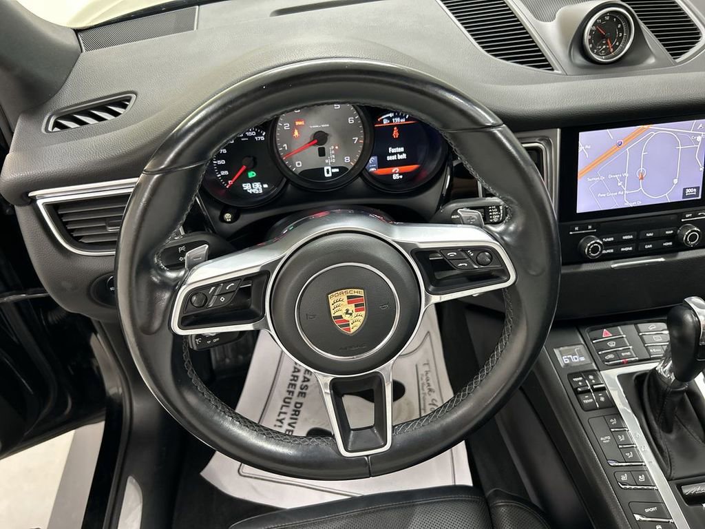 Certified 2018 Porsche Macan S AWD/4WD image 4