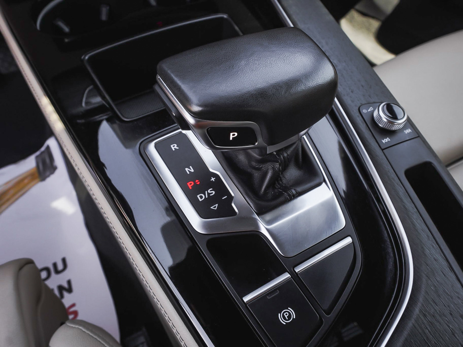 Used 2024 Audi A4 2.0T Premium Plus image 24