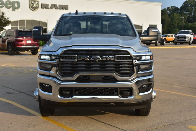New 2026 RAM 3500 Tradesman AWD/4WD image 2
