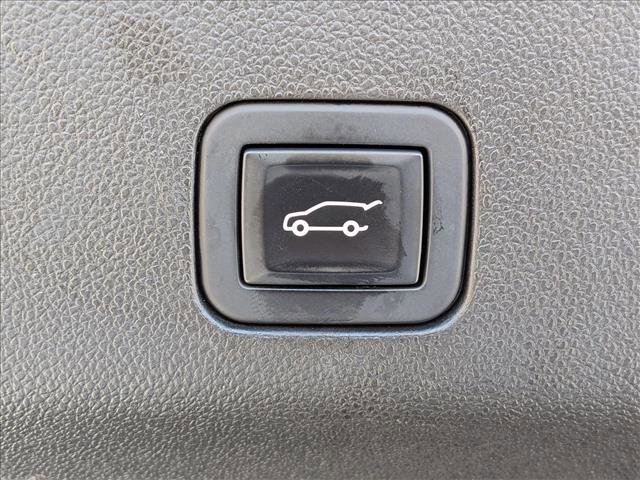 Used 2022 Chevrolet Tahoe RST w/ Luxury Package image 8