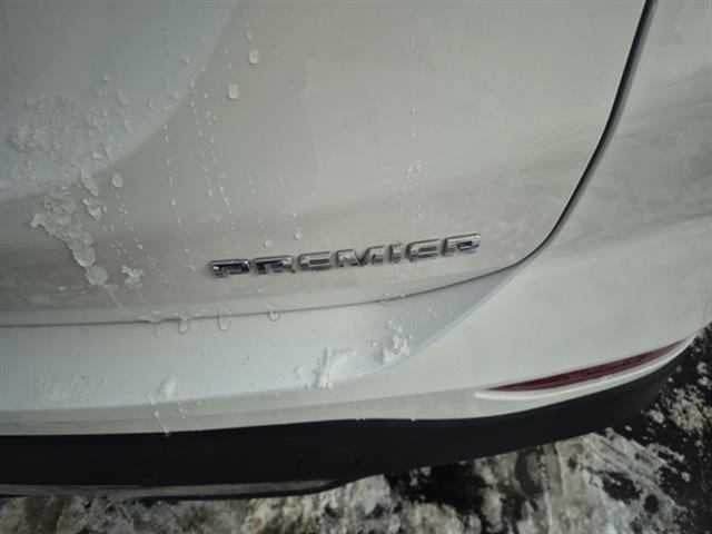 Used 2022 Chevrolet Equinox Premier image 31