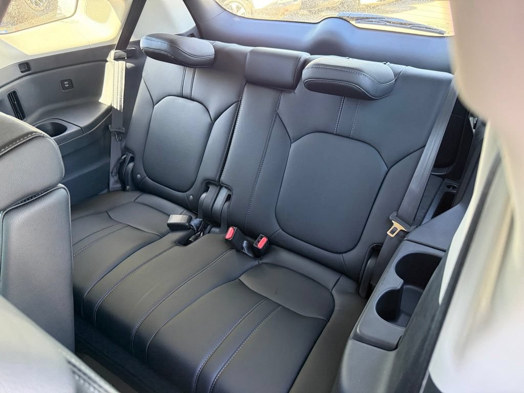 Certified 2026 Honda Pilot Touring image 16