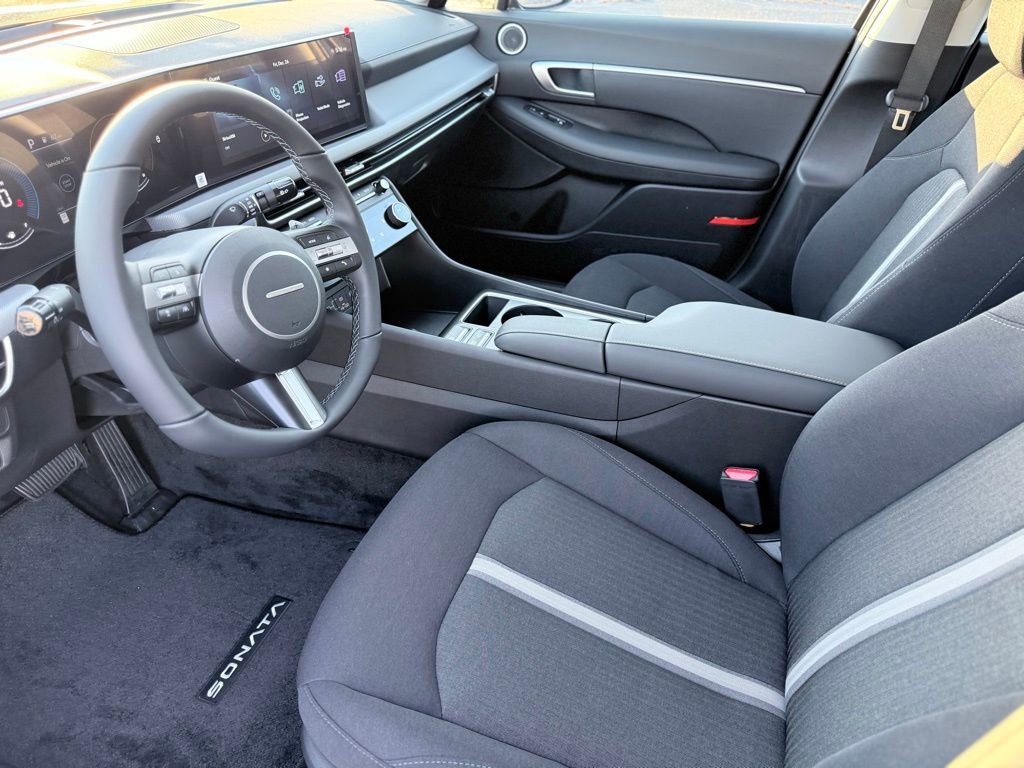 New 2026 Hyundai Sonata SEL FWD image 9