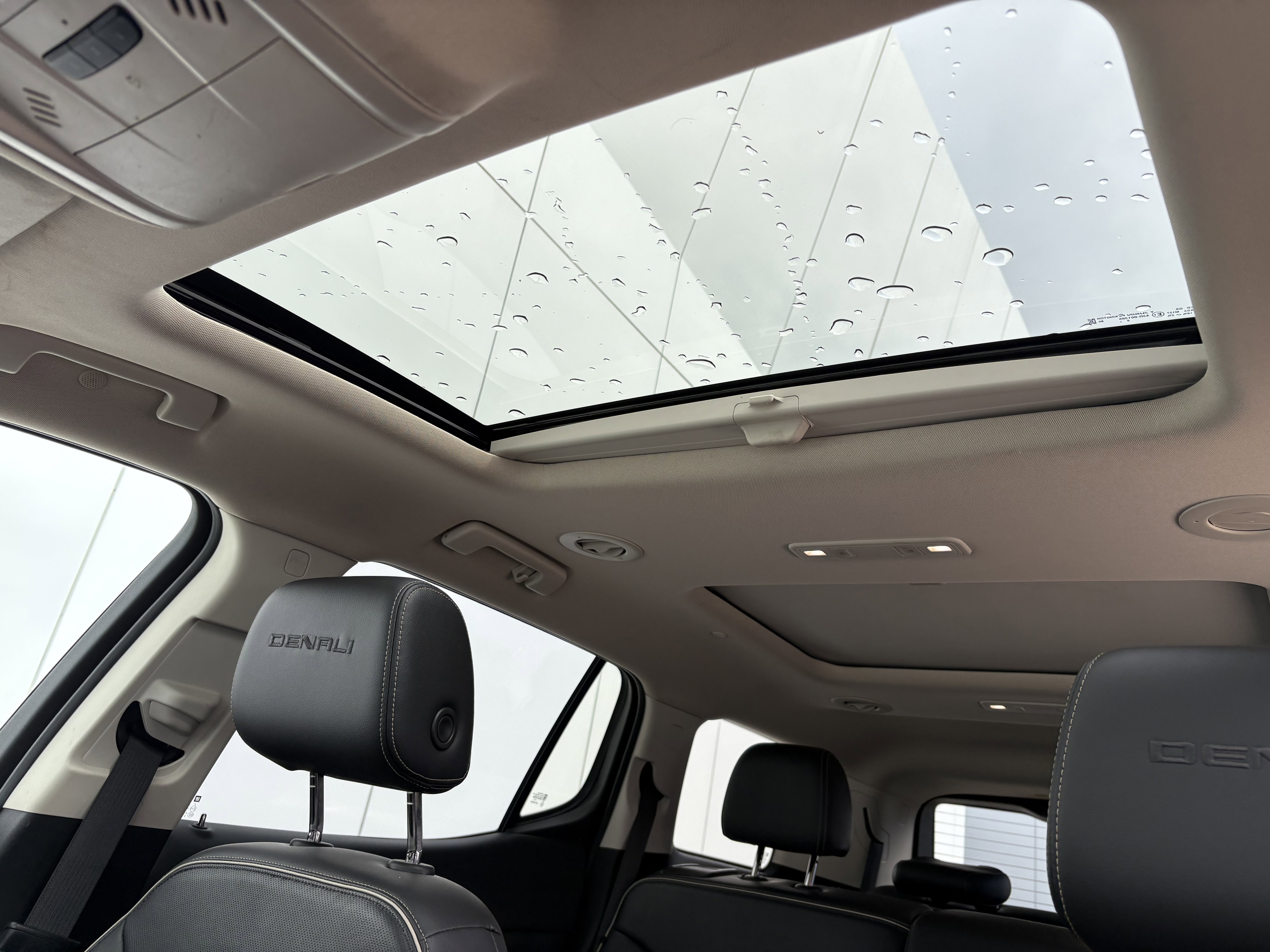 Used 2020 GMC Acadia Denali w/ Denali Ultimate Package image 14