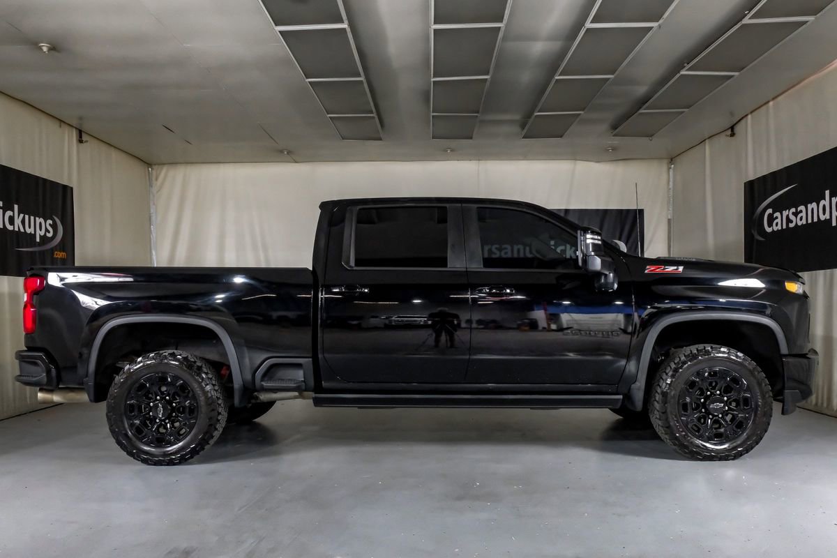 Used 2022 Chevrolet Silverado 2500 LTZ w/ LTZ Plus Package image 5
