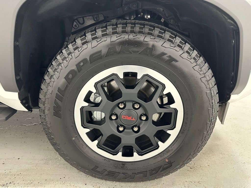 Used 2025 Toyota 4Runner TRD Off-Road Premium image 61