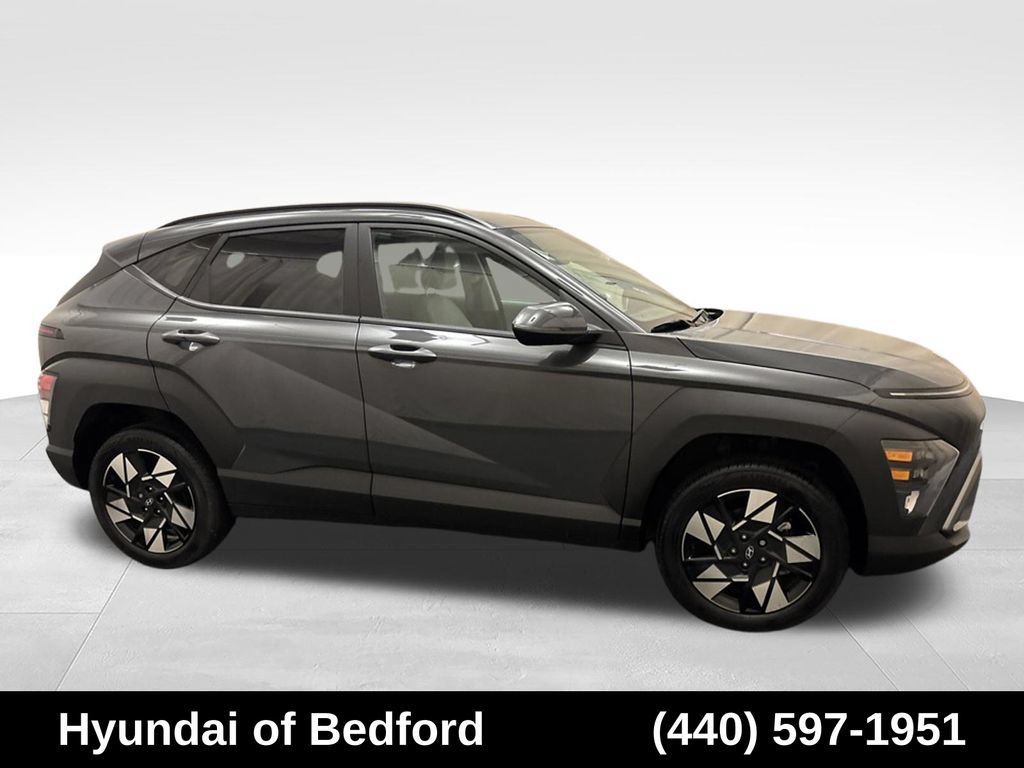 Used 2024 Hyundai Kona SEL w/ Convenience Package AWD/4WD image 4