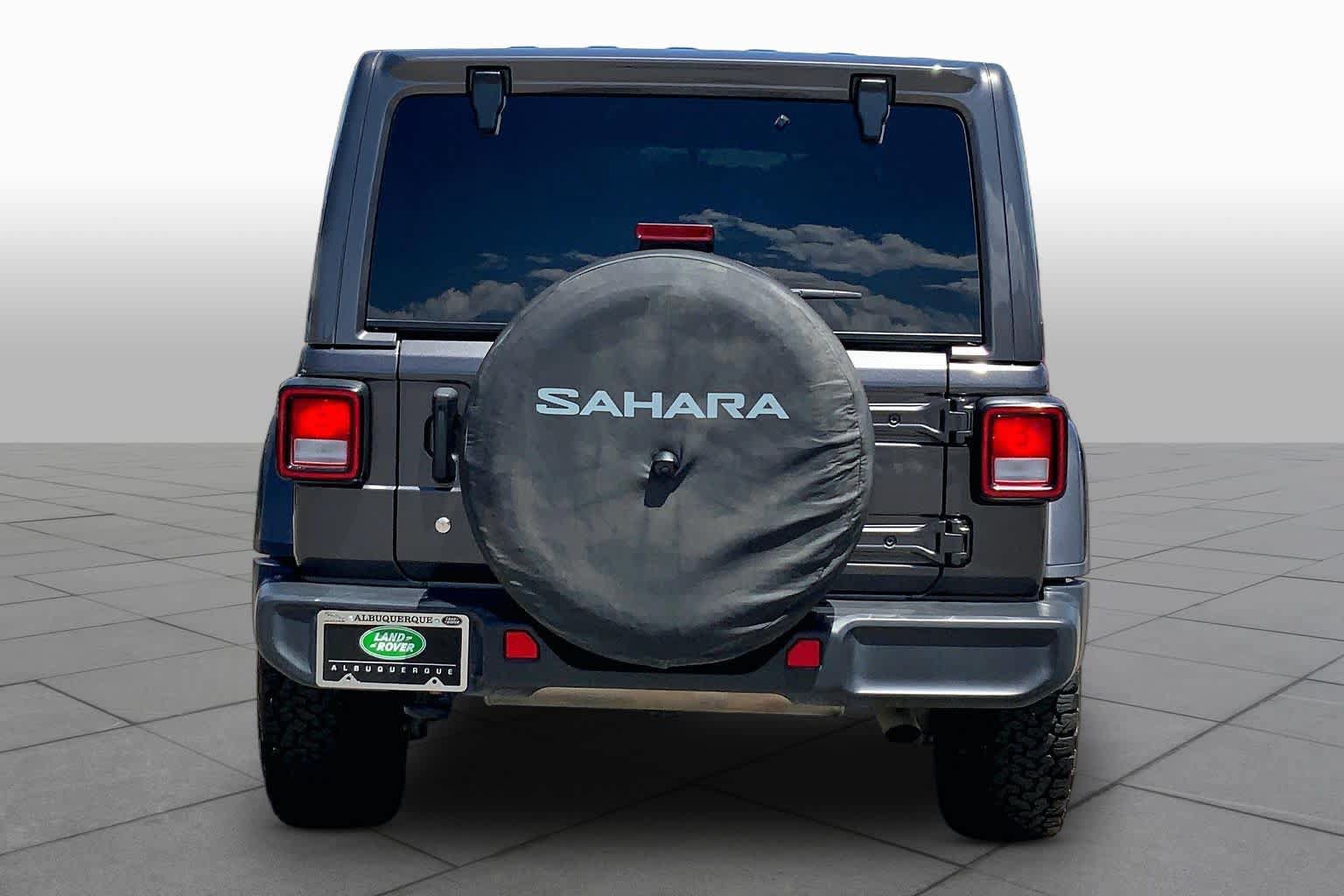 Used 2020 Jeep Wrangler Unlimited Sahara w/ Uconnect 4C Nav & Sound Group AWD/4WD image 5