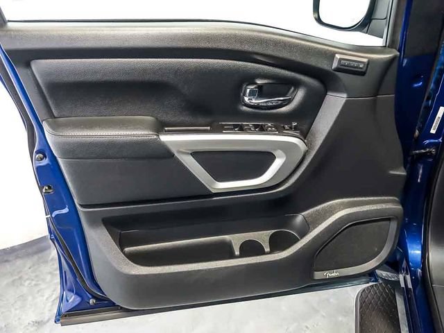 Used 2020 Nissan Titan SL AWD/4WD image 26