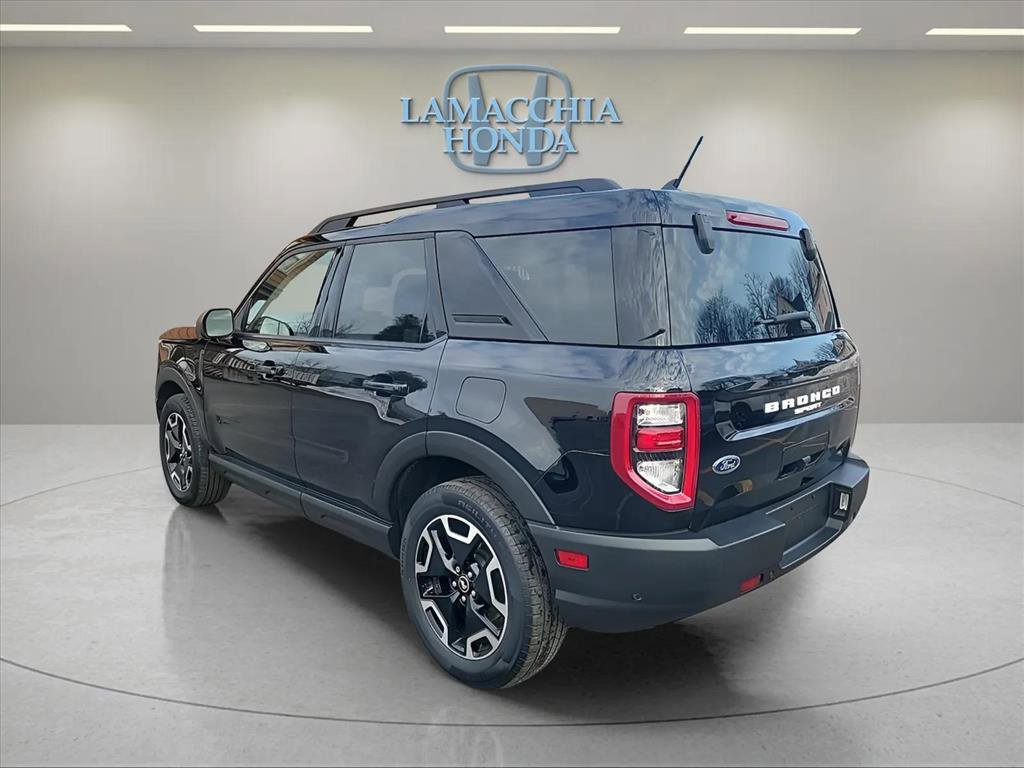Used 2021 Ford Bronco Sport Outer Banks image 3