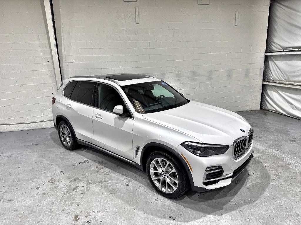 Used 2020 BMW X5 xDrive40i w/ Premium Package AWD/4WD image 8
