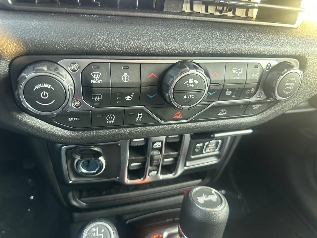 New 2026 Jeep Wrangler Sport S image 20