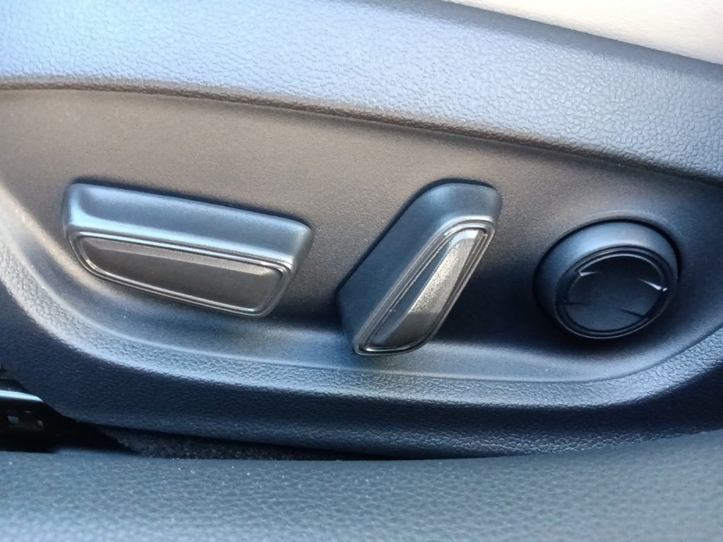 New 2026 Toyota Prius Limited image 15