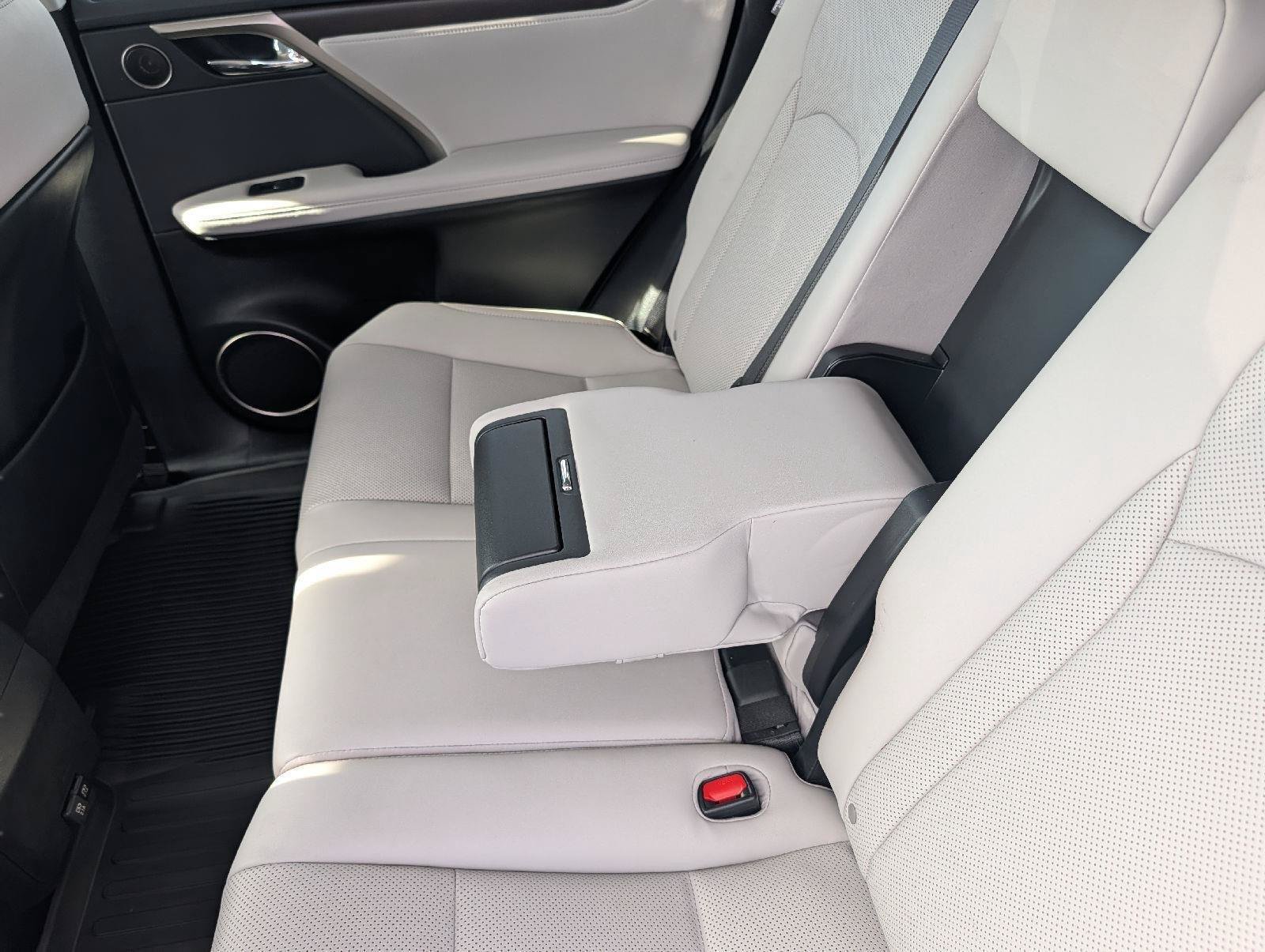 Certified 2022 Lexus RX 350 AWD w/ Premium Package image 19