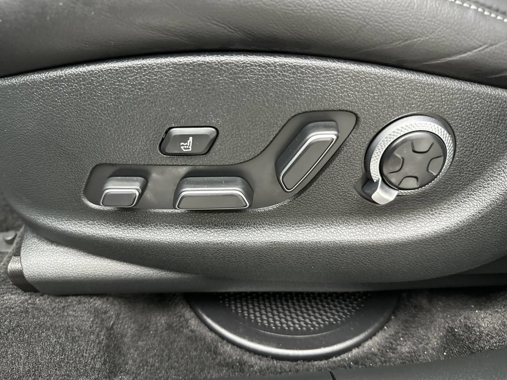 Used 2026 Genesis GV80 2.5T Prestige AWD/4WD image 12